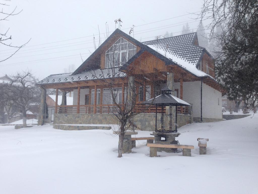 Cottage Familiya Верховина Экстерьер фото