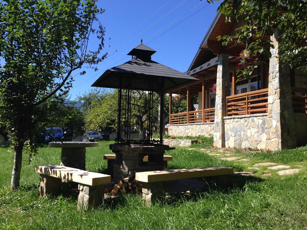Cottage Familiya Верховина Экстерьер фото