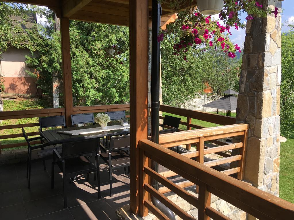 Cottage Familiya Верховина Экстерьер фото